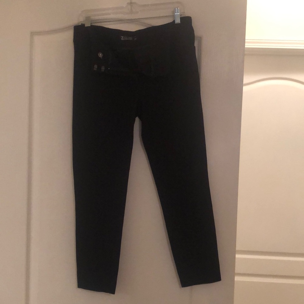 New York and Company 7th Avenue. Size 8 black slacks.